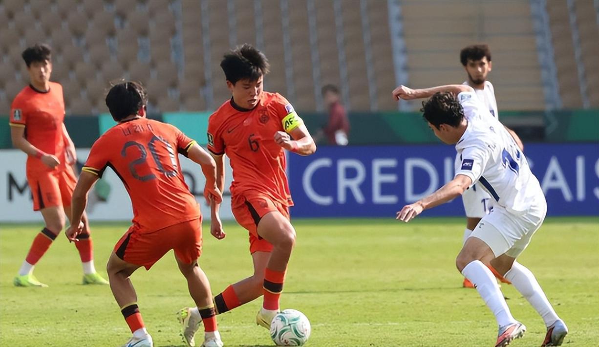 U23国足VS塔吉克斯坦:泰山双子星坐镇 张志雄领衔 回归小将冲锋